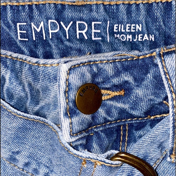 mom jeans - Picture 2 of 2